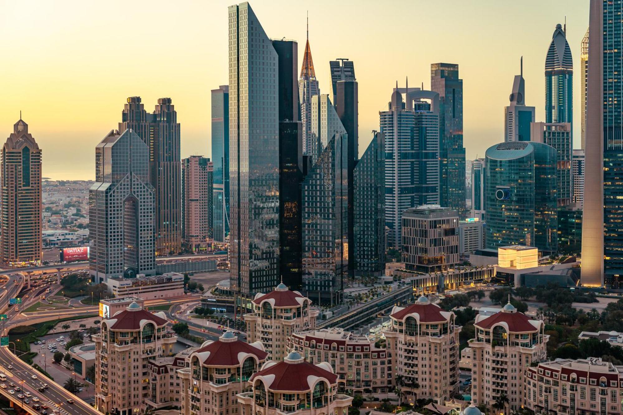 Emmar Fashion Avenue Mall Apartment Dubai